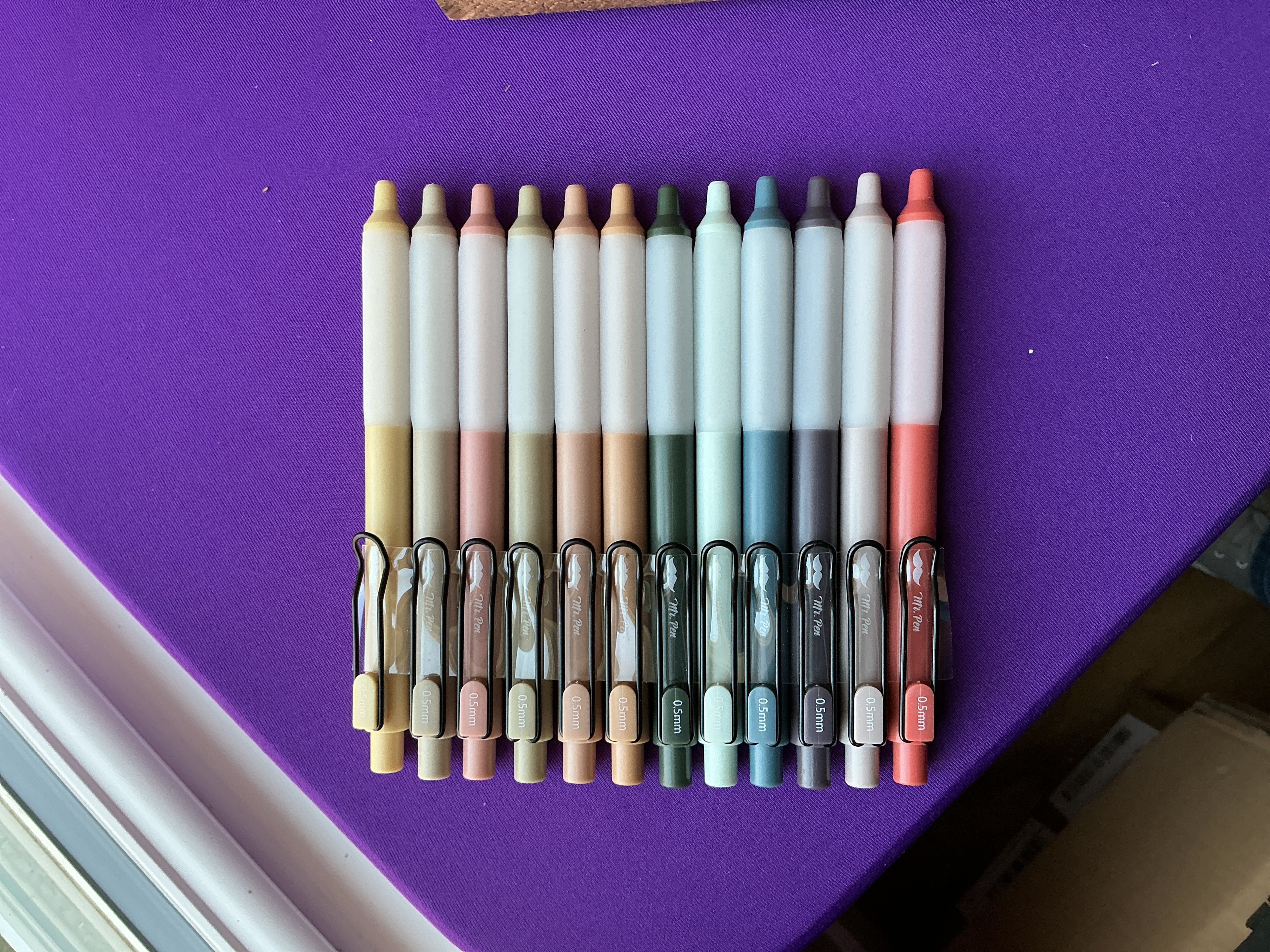 Individual Mr. Pen (Black Ink)